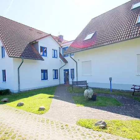 Am Hochzeitsberg 16 * Breege